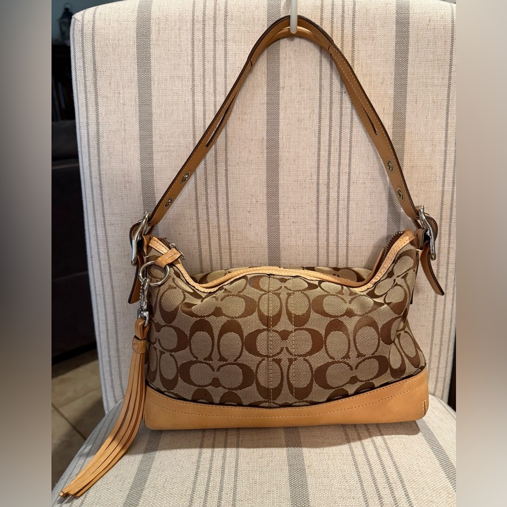 Coach Vintage Signature “C” 9363 Shoulder Bag in Beige
